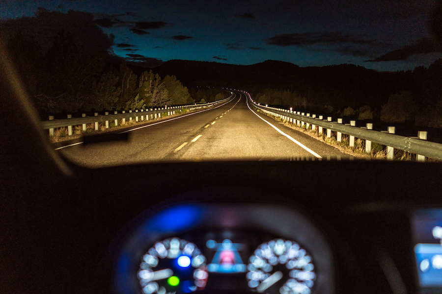 Driving on night journeys