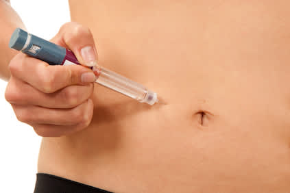 用预混胰岛素注射入胃。