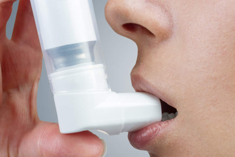 如何正确使用吸入器