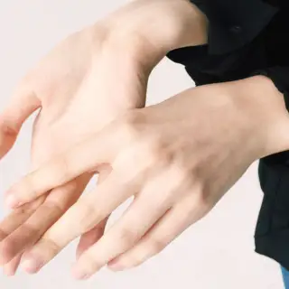 close up of woman's hands