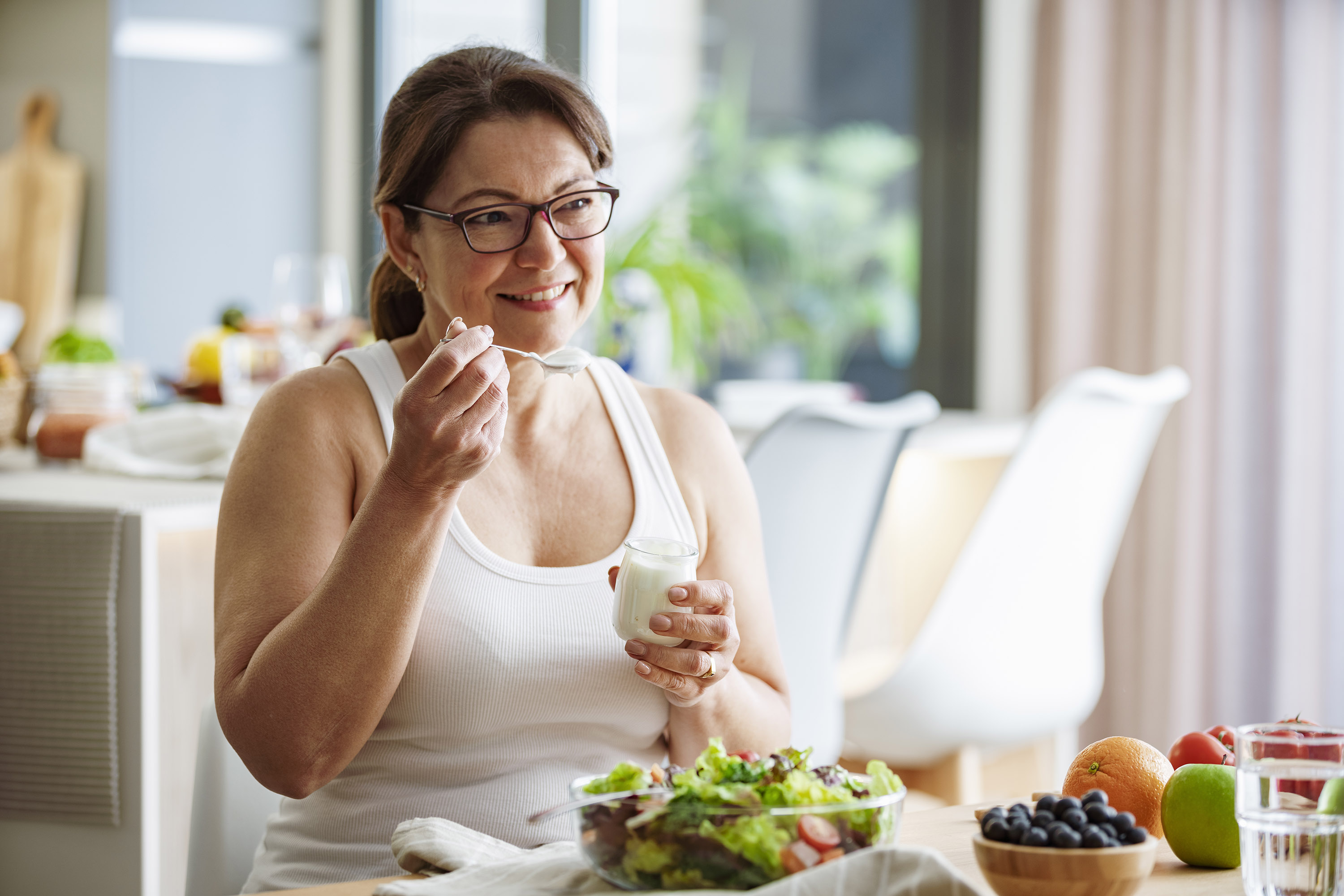 Ways to Better Absorb Key Nutrients for Bone Health
