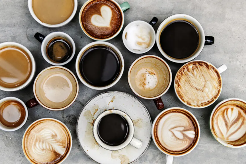 很多杯咖啡。