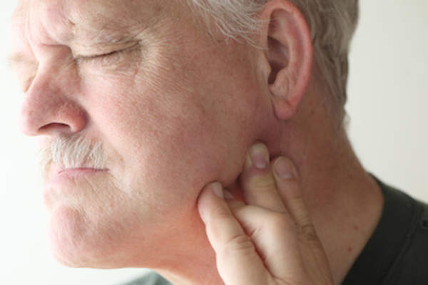 人有困难动口。