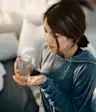 女人服用补充剂