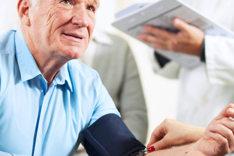 跟踪血压有助于评估健康风险