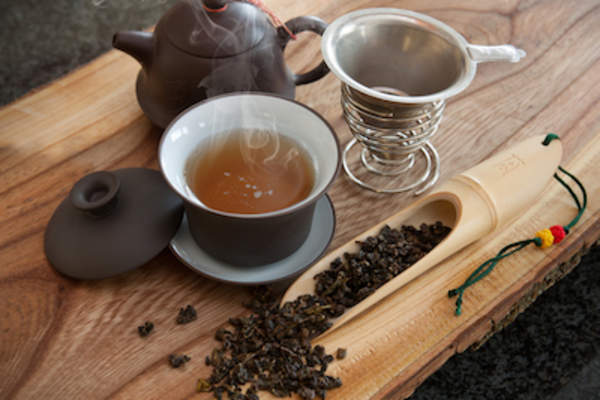 乌龙茶有茶配件杯。