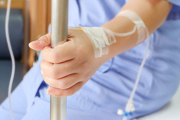 化疗杆和病人。