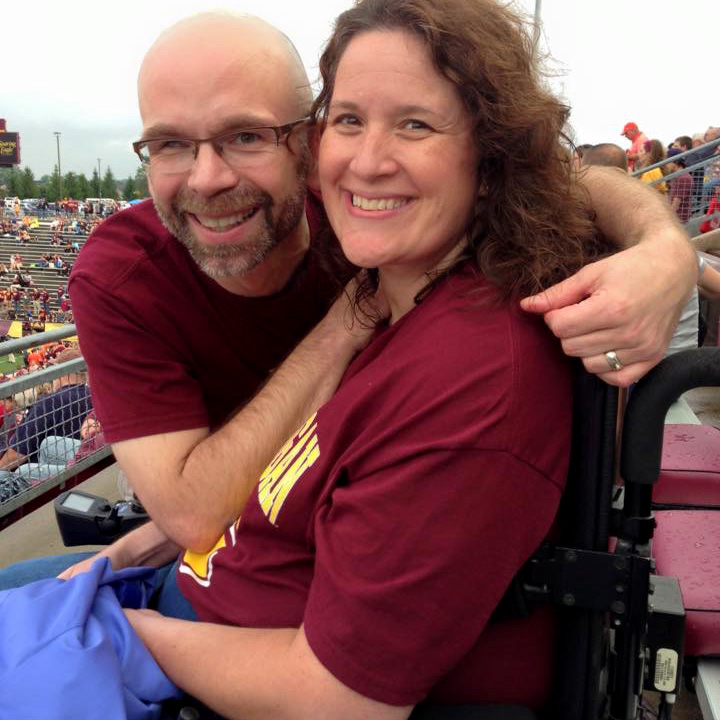 Jennifer和丹Digmann