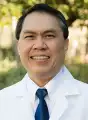 Myo Htut,医学博士,爆头。