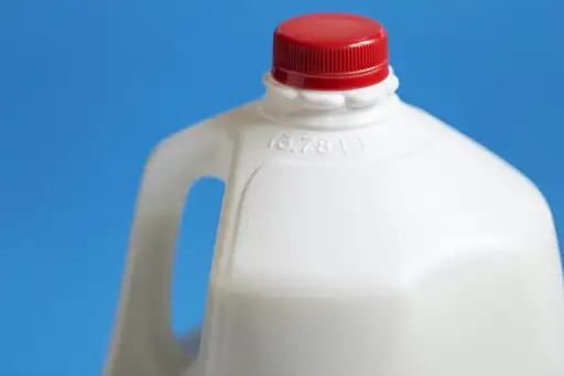 一加仑牛奶