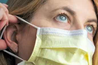 耳朵COVID-19面具