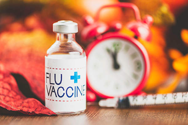 类风湿关节炎患者应在十月底获得流感疫苗。