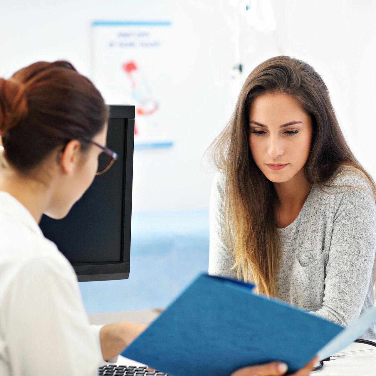 一位妇女向她的医生咨询
