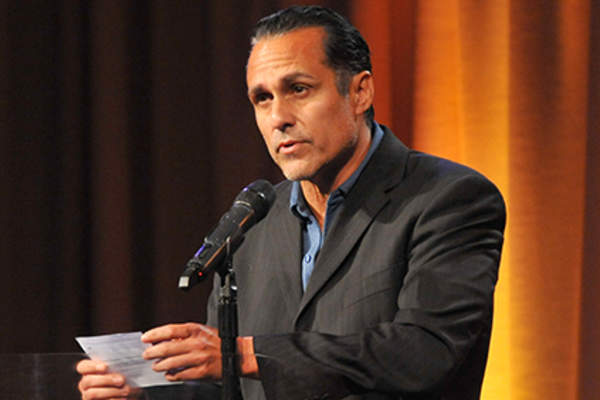 演员莫里斯·贝纳德在贝弗利希尔顿酒店出席第12届海勒奖颁奖典礼。