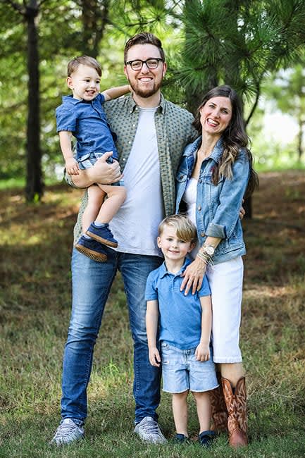 萨布丽娜·斯基尔斯和家庭克里斯蒂 - 墨菲照片-2副本