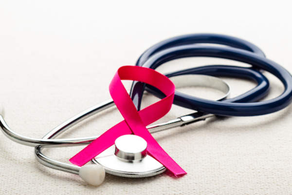 乳腺癌概念,粉红丝带。