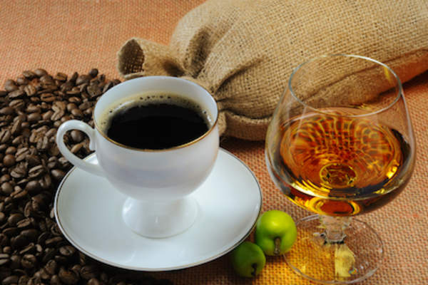 白兰地和咖啡