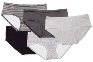 Comfortable Bras and Underwear that Won't Irritate Your HS