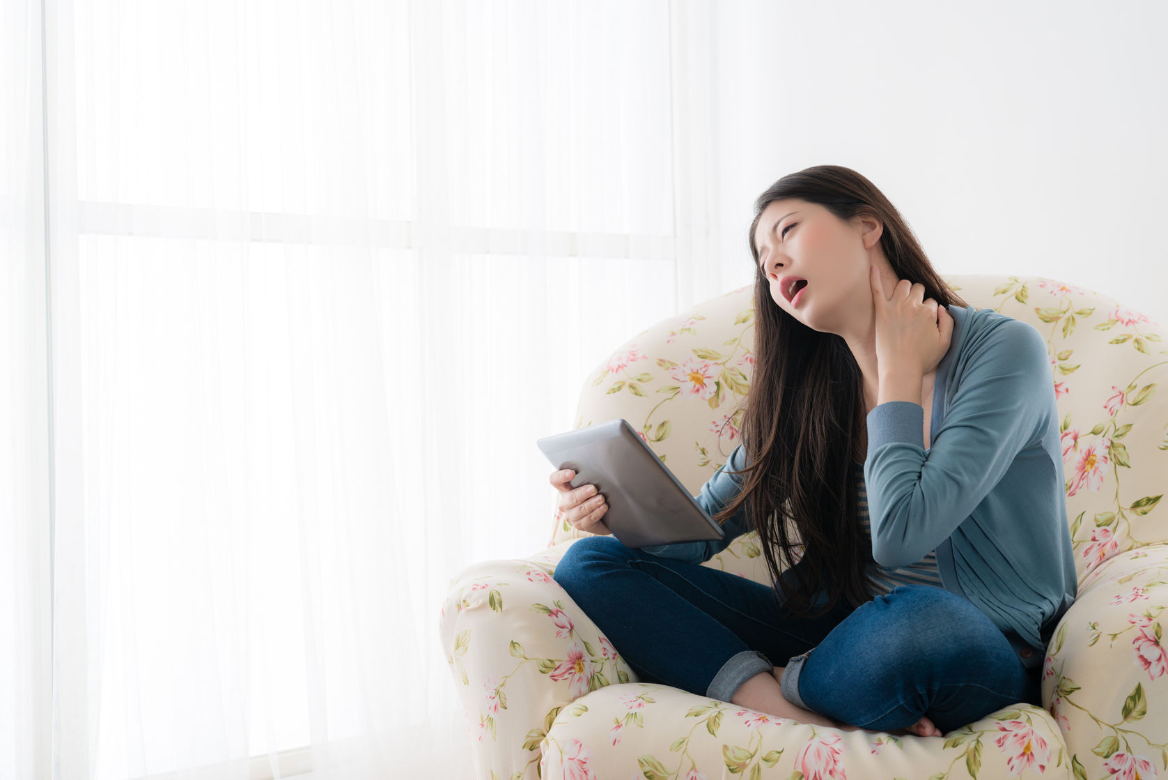 Neck pain from shop reading in bed