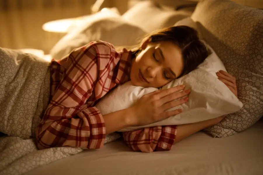 A doctor reveals how to pick a pillow to banish back pain