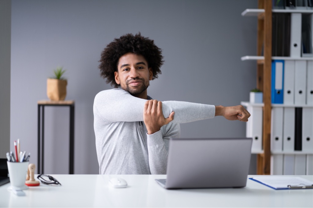Can a Standing Desk Reduce Back Pain? - New York Bone & Joint Specialists