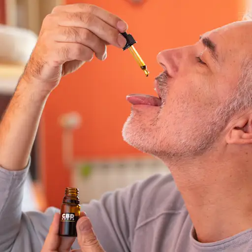 CBD油舌头