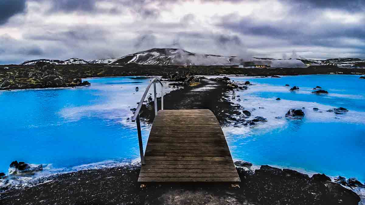 11.The-Blue-Lagoon-Iceland-Travel-Photography-(132547081)