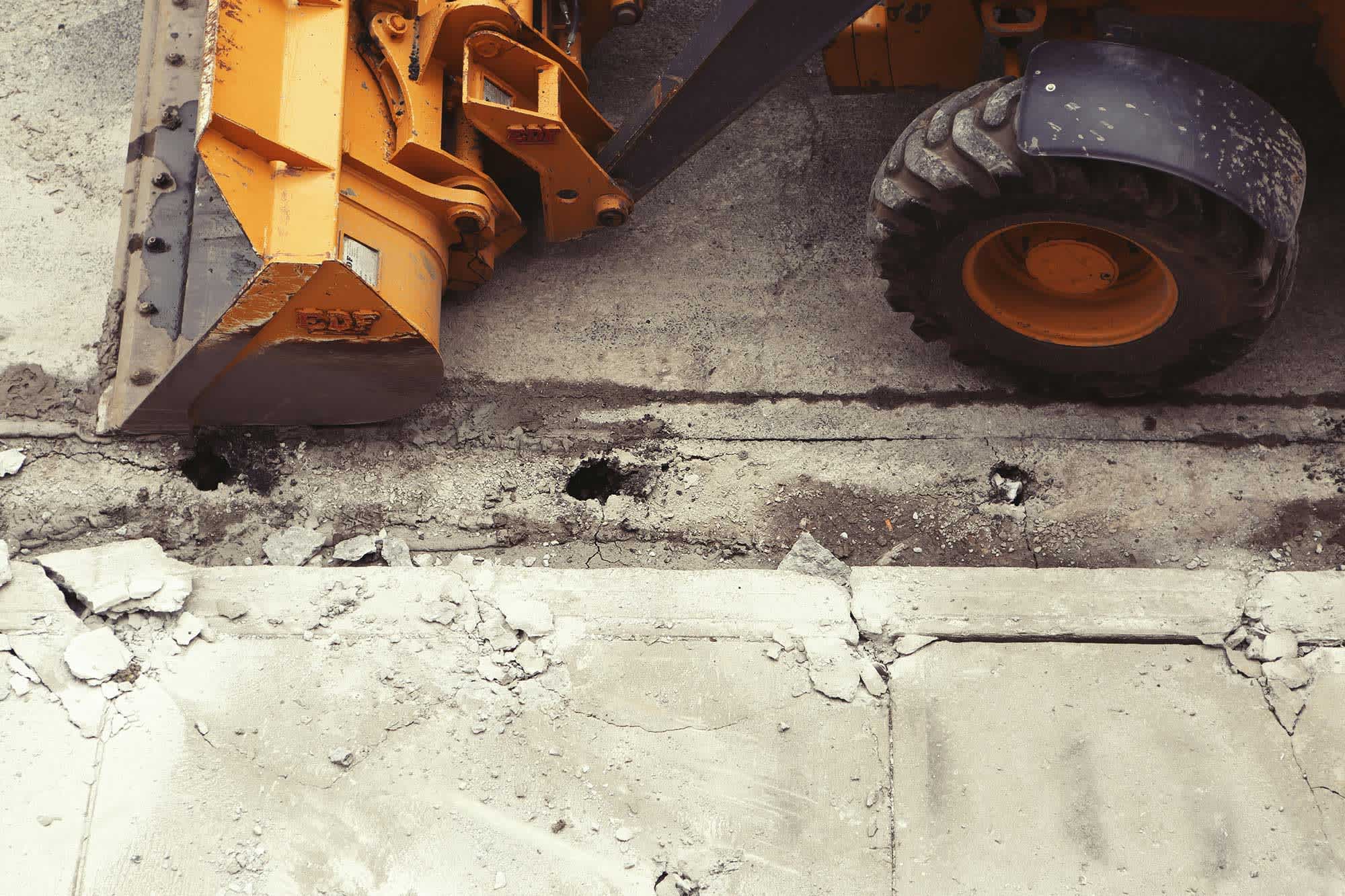 Road Construction Industry Challenges & Solutions 1 Image