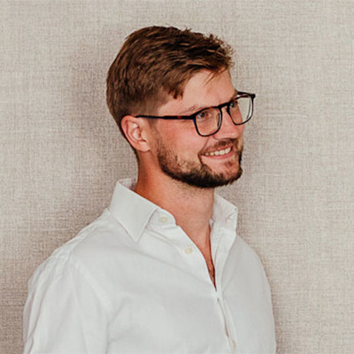 Felix van Litsenburg, technical developer and project leader of Wetzoek