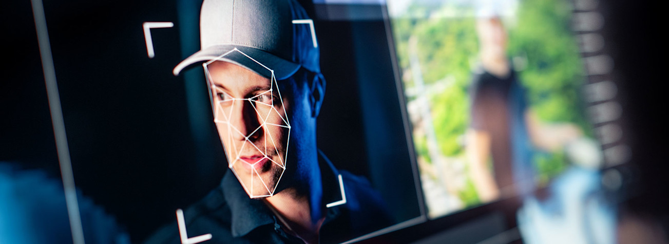 Gezichtsherkenning en fotodetectie met kunstmatige intelligentie