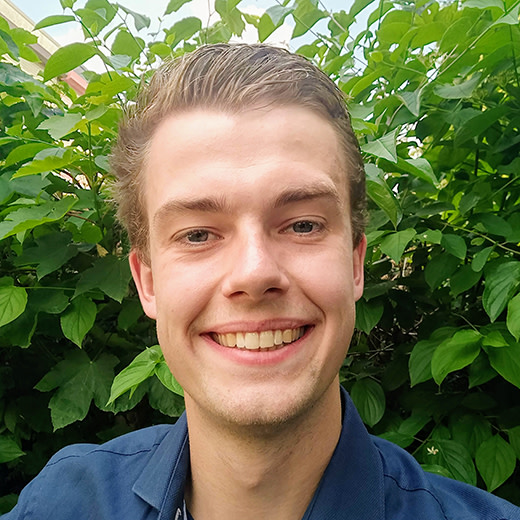 Robin de Heer completes his thesis at SIDN Labs | SIDN Labs
