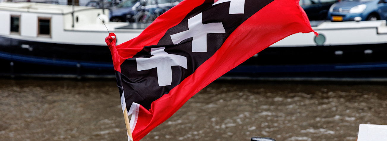 Amsterdam flag on an inland vessel