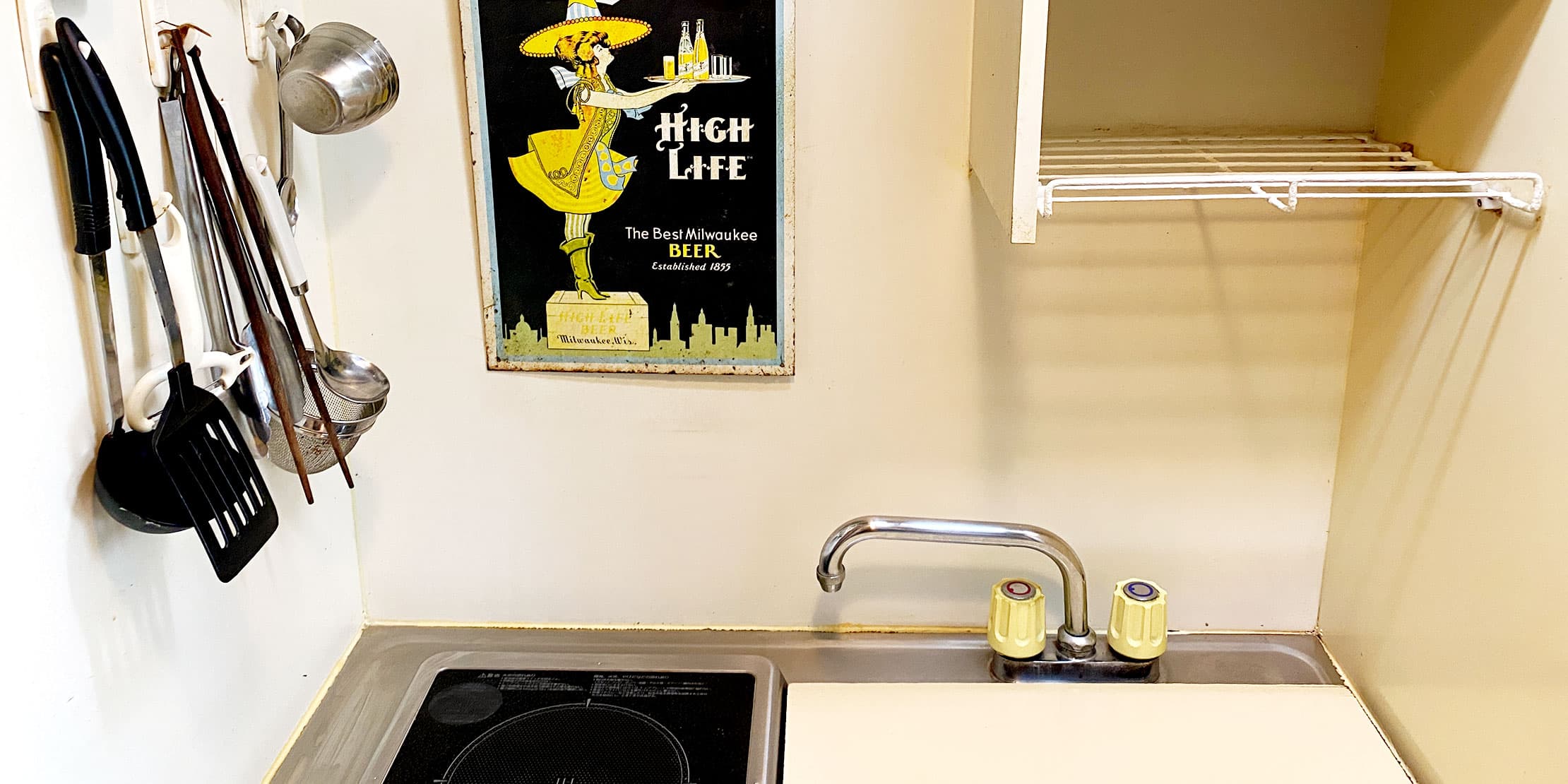 狭いキッチンの作業スペースを確保する Smalldish