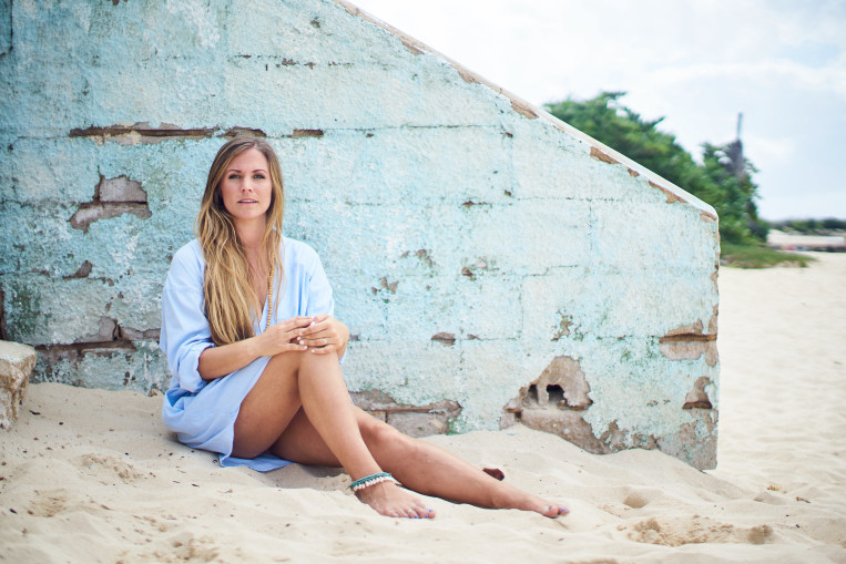 rachel-brathen-yoga-girl-beach.jpg