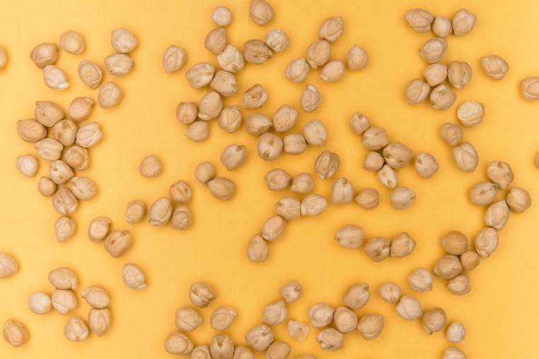 chickpeas-garbanzo-beans.jpg