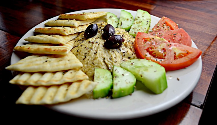 pita-hummus-tomato-cucumber-olives.jpg