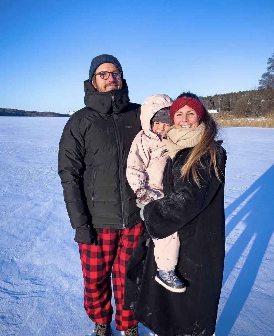 Yoga-Girl-Podcast-Moving-Sweden-Journey-Home-Family-Image