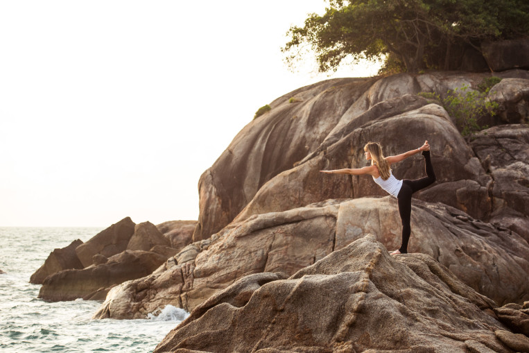 dancers-pose-natarajasana-thailand-retreat.jpg