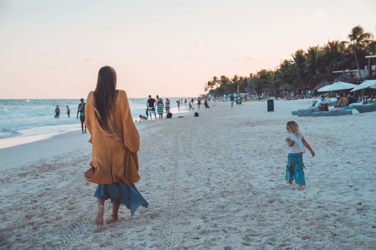 rachel-mother-daughter-beach-sunset.jpg