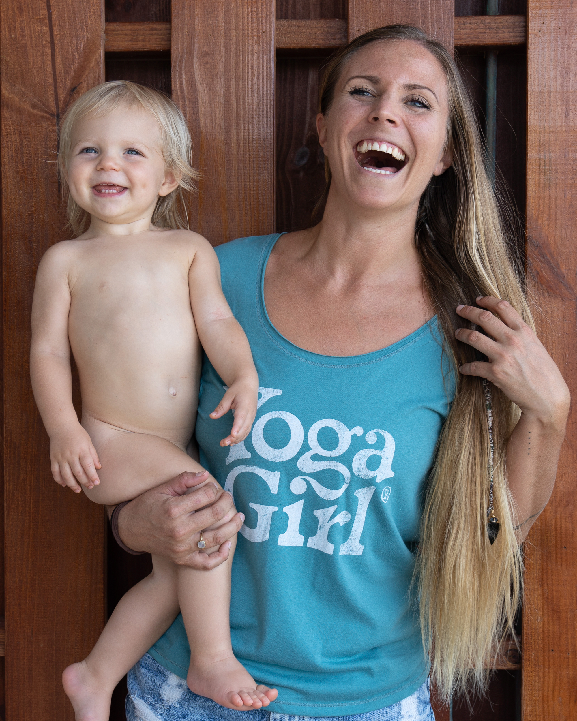 Yoga-Girl-MOON-t-shirt-teal-rachel-lealuna