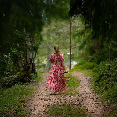 Yoga-Girl-Podcast-Rachel-Choice-Sweden-Nature-Life-Image