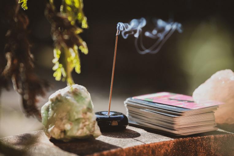 incense-crystals-cards-smoke.jpg