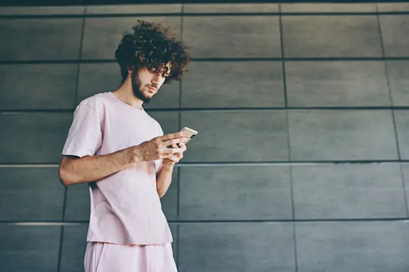 voip/single line voice, phone fraud, young people using phones