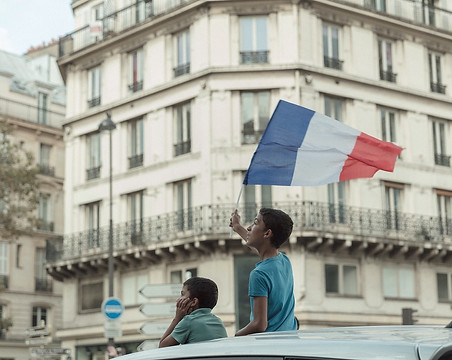 LE MULTICULTURALISME FAUX: THE REALITY OF BEING MUSLIM IN FRANCE