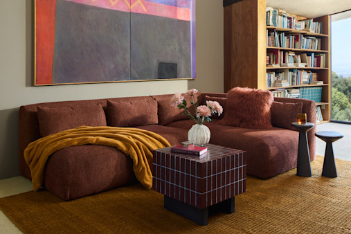 carin-sectional-telly-garnett