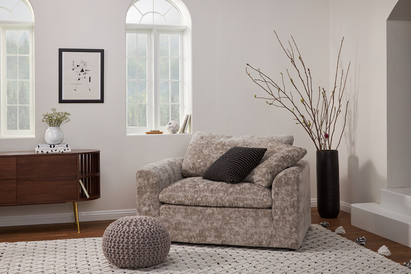 How to Arrange Living Room Furniture: Expert Tips for Perfect Flow