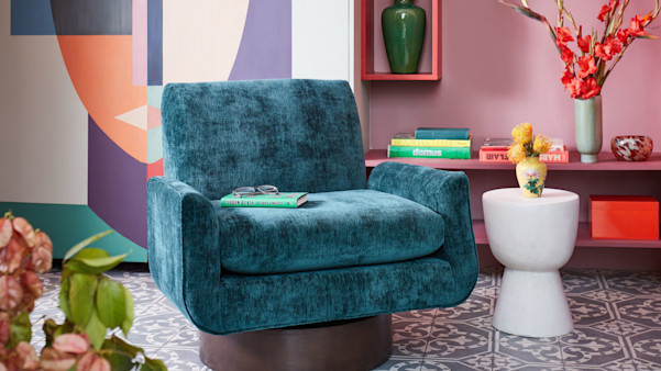 Bingham Swivel Chair - Crave Greenery