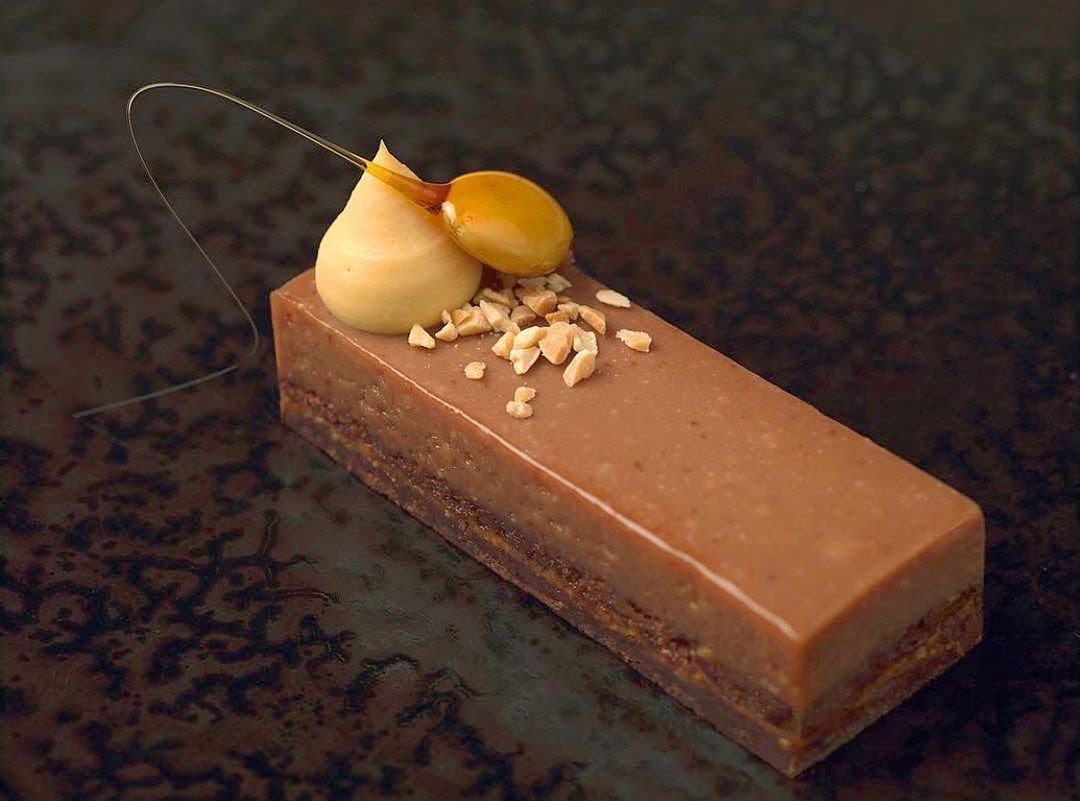 Dezaan Sarah Almond Bar