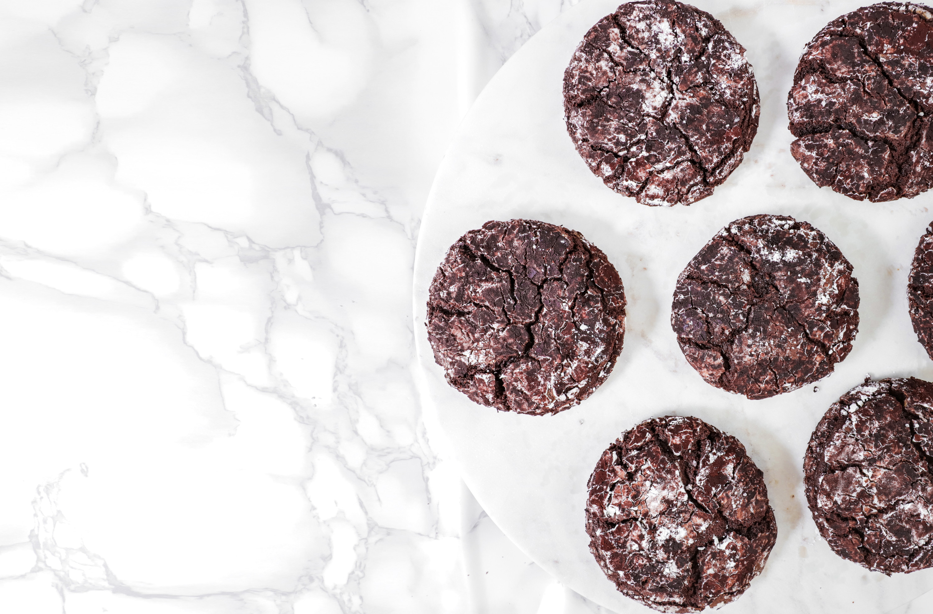 Dezaan Crinkle Cookie Hero Wide