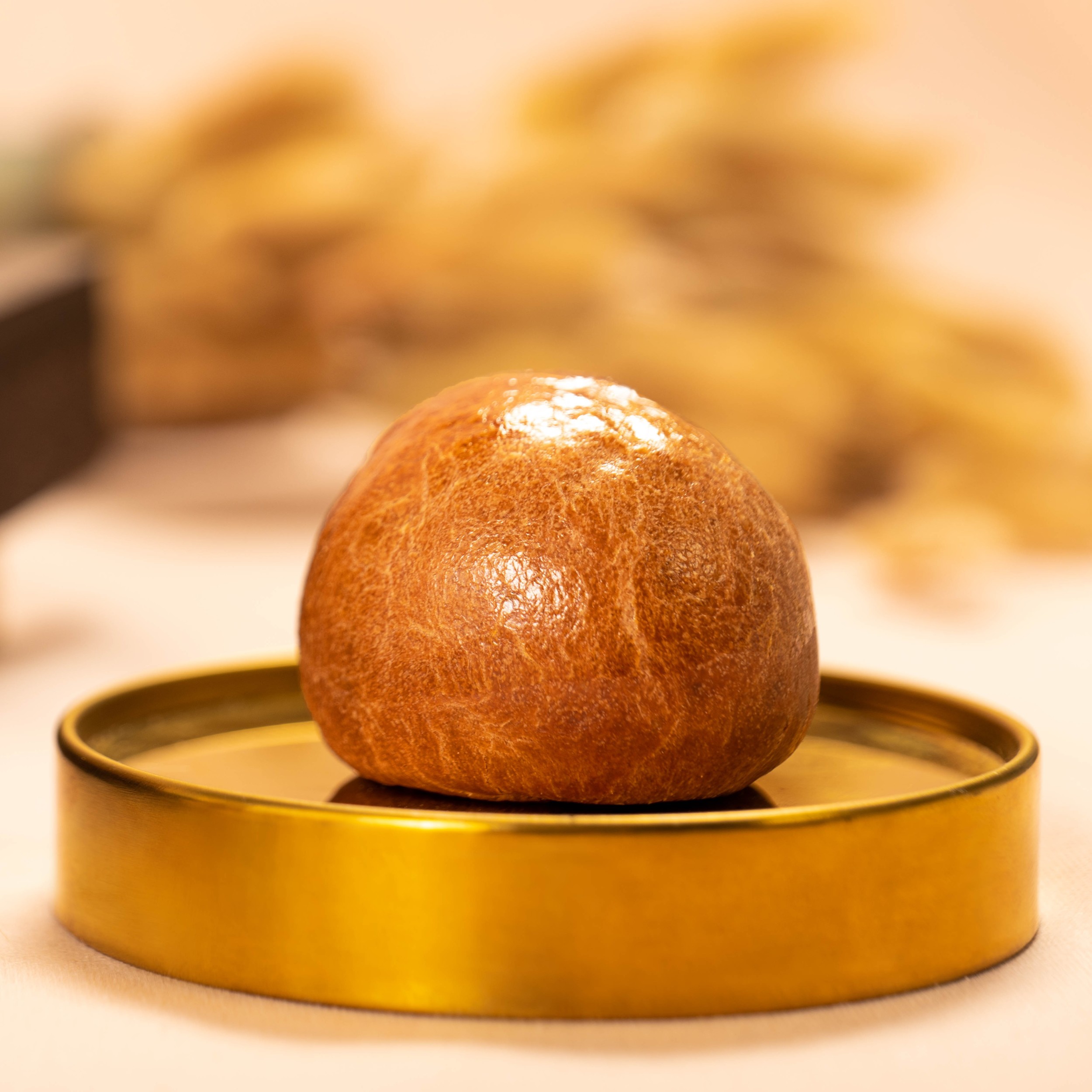 DeZaan Rollup Image Of Crimson Red Brioche